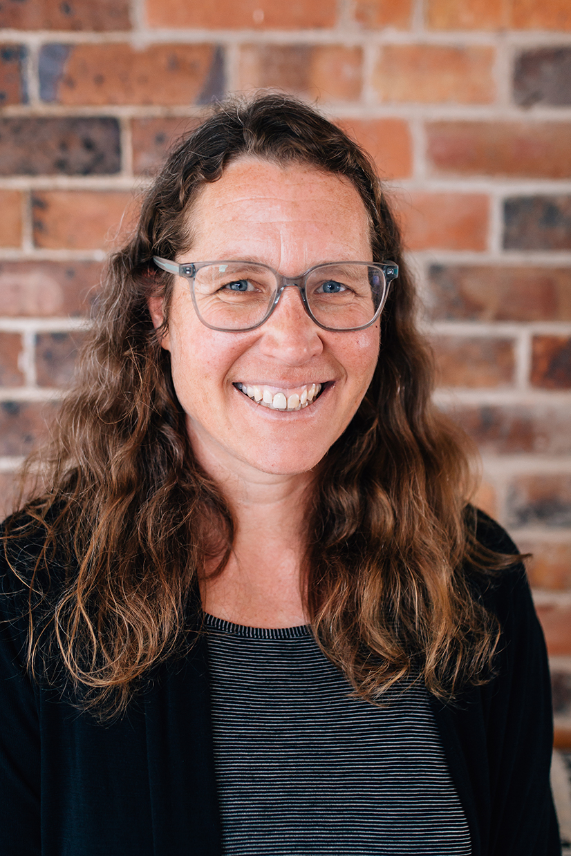 Dr Sandra Aras